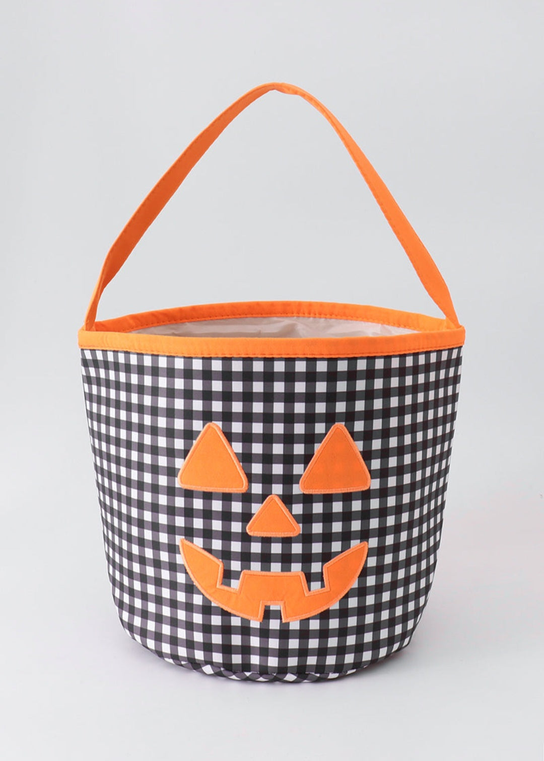 Black Pumpkin Applique Gingham
Basket