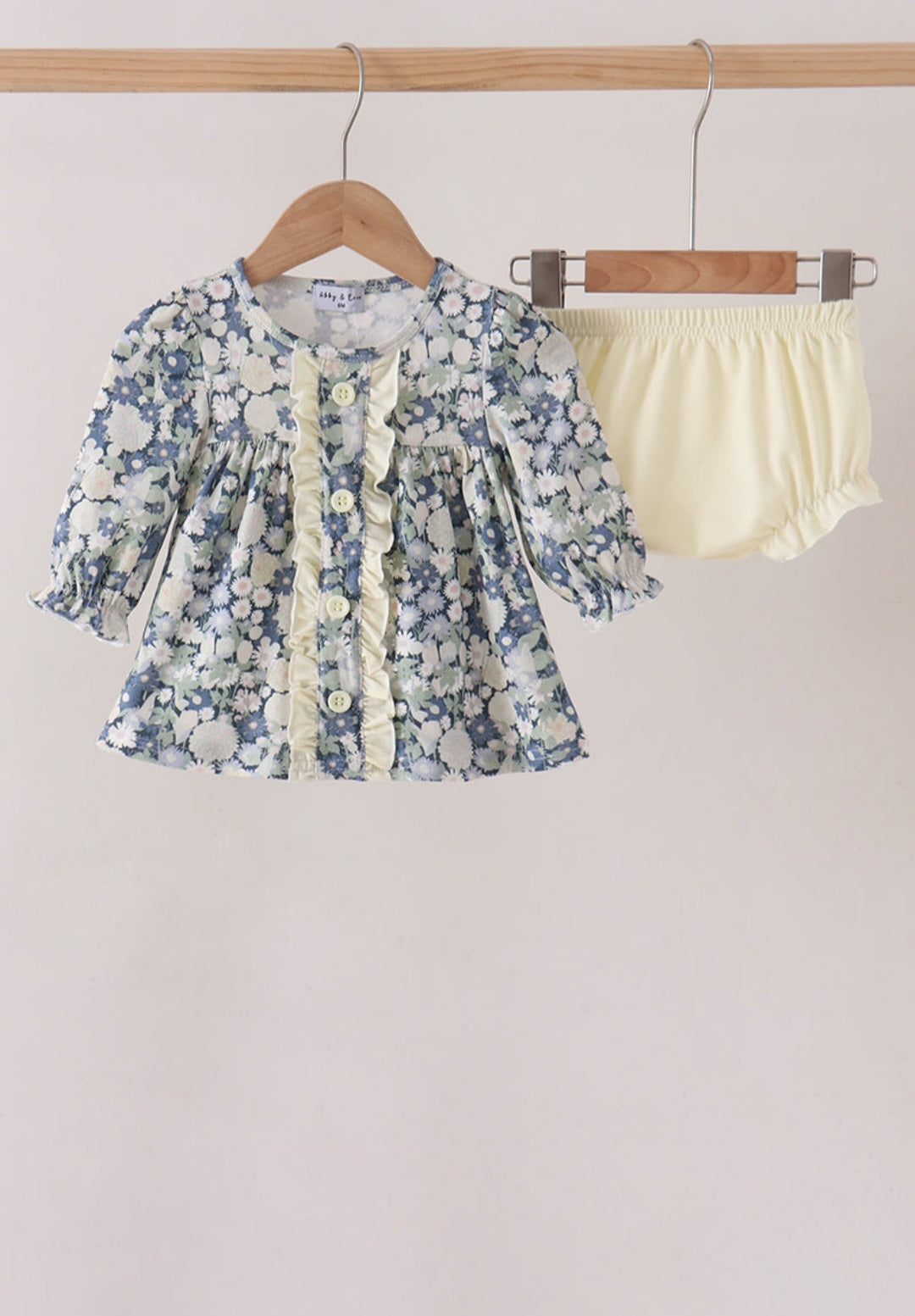 Vintage Floral Ruffle Bloomer Set